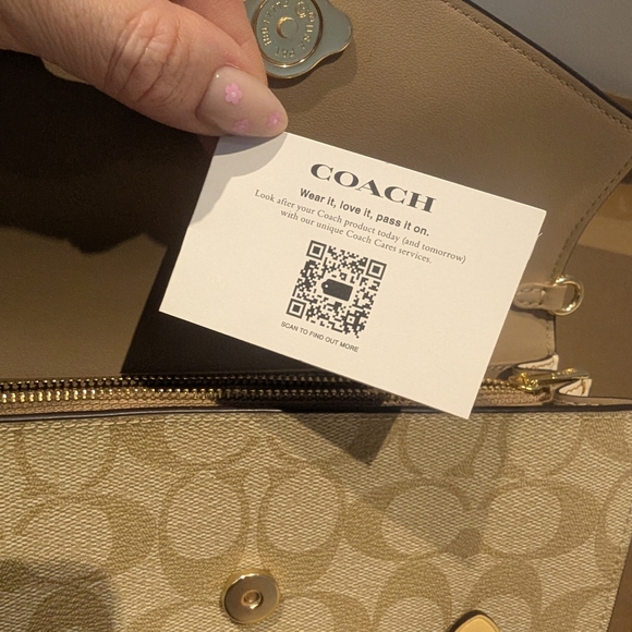 Brand New Coach Beige Floral Women's Bag - Picture 10 of 13
